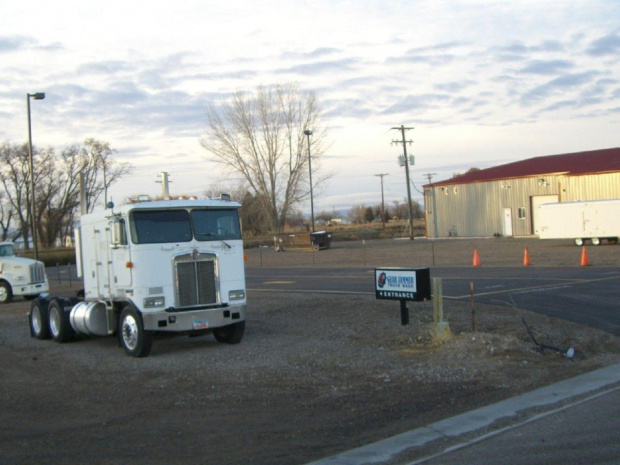 Kenworth K100