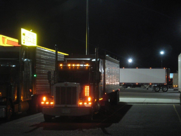 Peterbilt 379