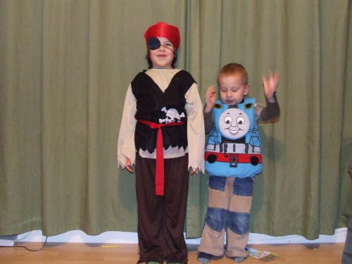 Pirat i Thomas the Train ;-] #dzieci #haloween