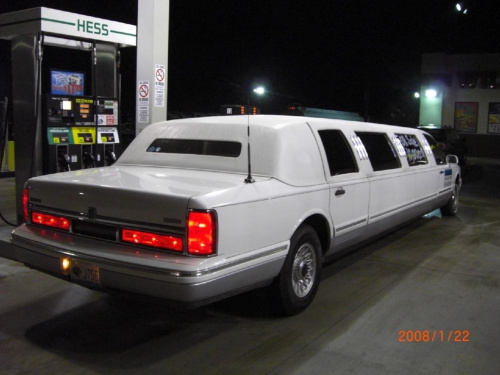 Lincoln Town Car Limo