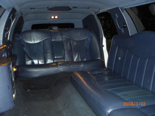 Lincoln Town Car Limo