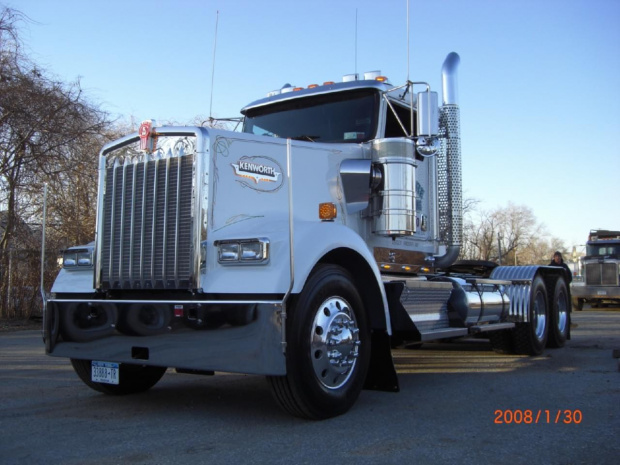 Kenworth W900 Day Cab