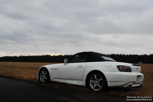 S2000