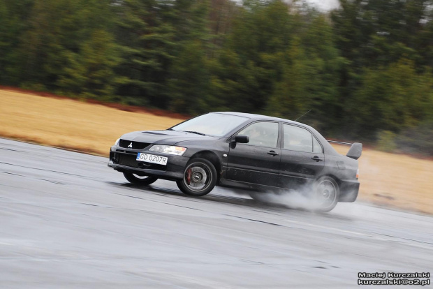 Mitsubishi Lancer Evo IX