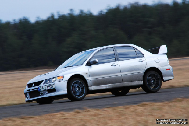 Mitsubishi Lancer Evo IX MR