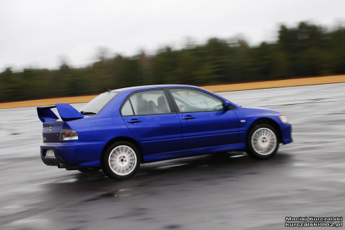 Mitsubishi Lancer Evo IX