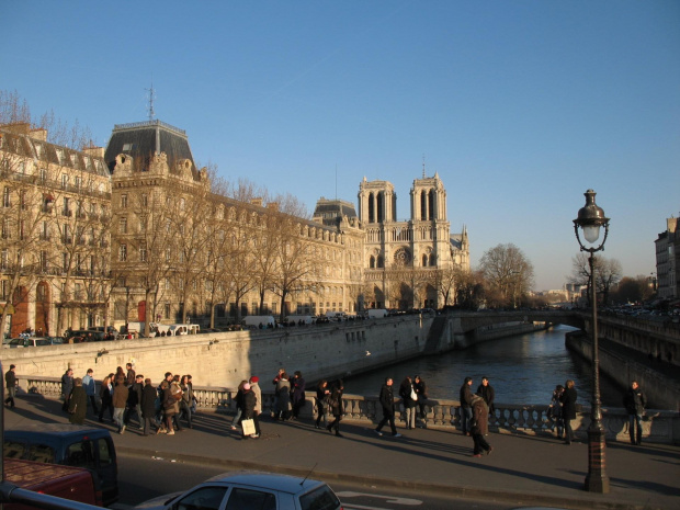 Paryż cz 2 #Paryż #Sekwana #rzeka #most #zakochani #romantyzm #starożytność #wieża #Eiflla #PolaMarsowe #metro #ROR #praki #niebo