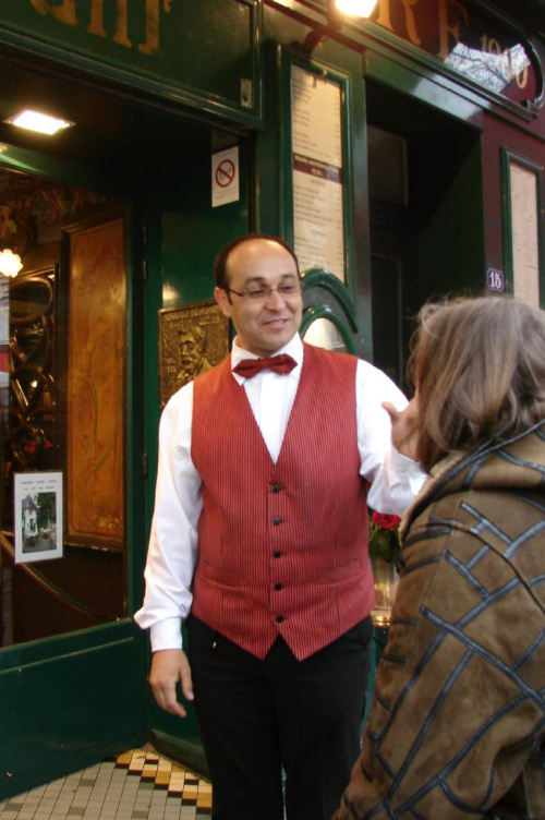 Bazylika Sacre - Coeur , Moulin Rouge , cmentarz Montmartre, Paryż #MoulinRouge #CmentarzMontmartre