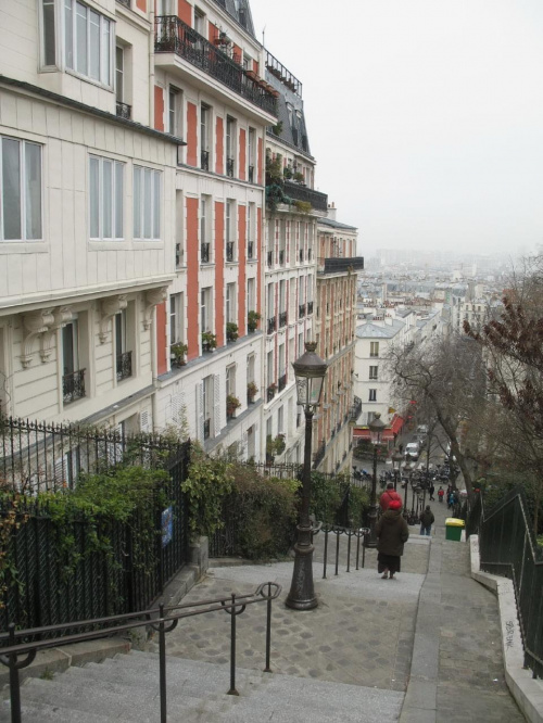 Bazylika Sacre - Coeur , Moulin Rouge , cmentarz Montmartre #MoulinRouge #CmentarzMontmartre #Patyż #malarze #obraz #metro