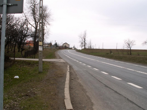 Wyjście z domu i czekanie na przystanku na BUSa :]