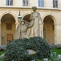 Paryż Liceum im. Henryka IV - dziedziniec #Paryż #uniwersytet #Sorbona #Sekwana #zwiedzanie #podróż #kosciół #dom #ulica #Panteon