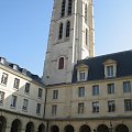 Paryż Liceum im. Henryka IV - dziedziniec z wieżą, po lekcjach za karę tam się zostaje :-( #Paryż #uniwersytet #Sorbona #Sekwana #zwiedzanie #podróż #kosciół #dom #ulica #Panteon #LiceumHenrykaIV #dziedziniec