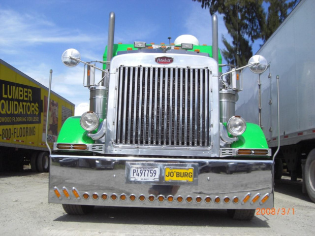 Peterbilt 379