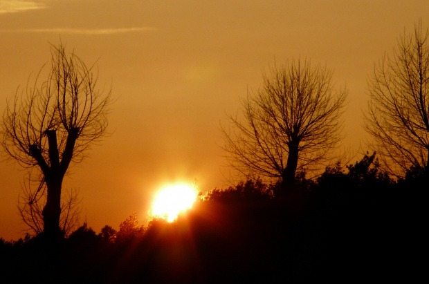 wieczorny , kwietniowy spacer #ZachódSłońca