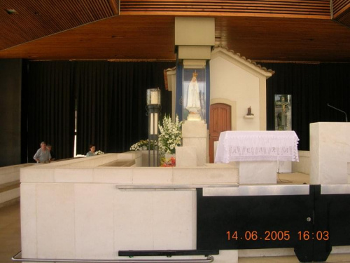 Kaplica w której znajduje się figura Maryji
