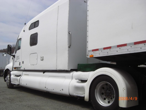 Kenworth T2000