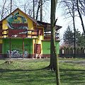 Pawilon w parku przy rz. Czarnej obok dawnych koszarów w Staszowie. Marzec 2008 r. #przyroda