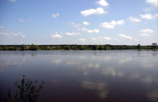 Widok na Wisłę - koło Ciechocinka
maj 2008r.