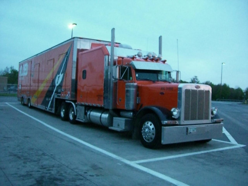 Peterbilt 379