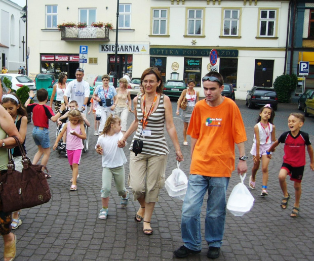 Jeden Świat dla wszystkich - Kolorowa Akademia