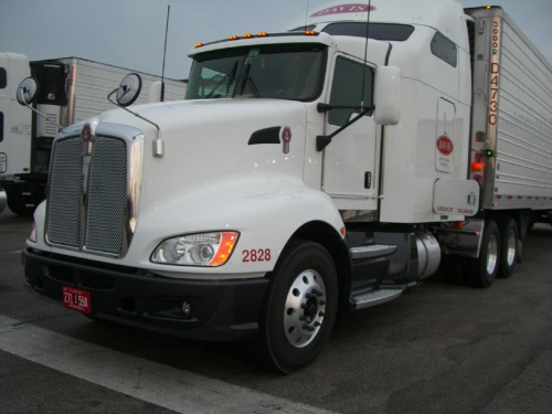 Kenworth T600