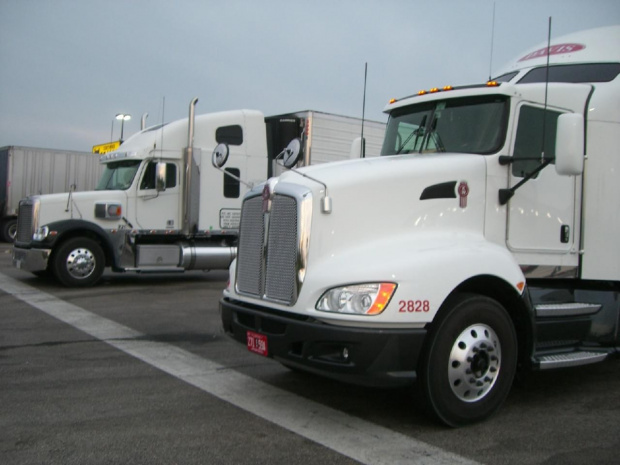 Kenworth T600