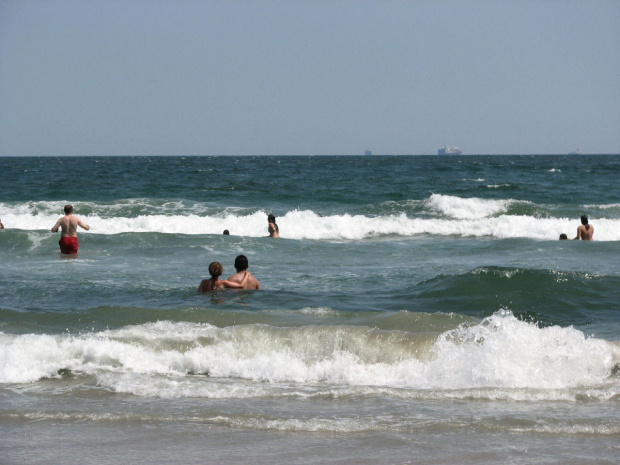 Wszystkim zmeczonym upalem, ciepla woda oceanu (sprawdzilam),zapraszam :)) #ocean