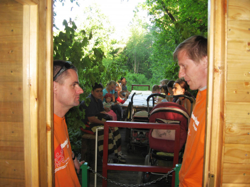 Wyprawa do Czarnej Białostockiej, przejażdżka kolejką wąskotorową, ognisko, gry, zabawy, konkursy- 06.06.2008