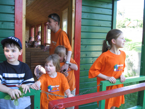 Wyprawa do Czarnej Białostockiej, przejażdżka kolejką wąskotorową, ognisko, gry, zabawy, konkursy- 06.06.2008