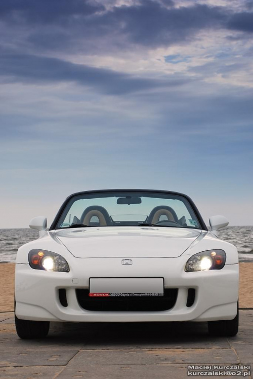 S2000