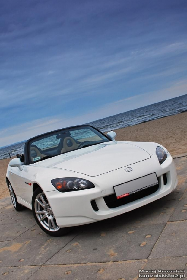 S2000