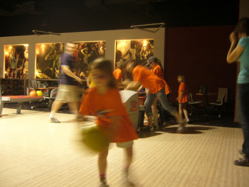 Dzie z cyklu JednoŚwiatowy Dzień Dziecka. Wyprawa na kręgle i na lody, 07.06.2008