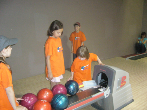 Dzie z cyklu JednoŚwiatowy Dzień Dziecka. Wyprawa na kręgle i na lody, 07.06.2008