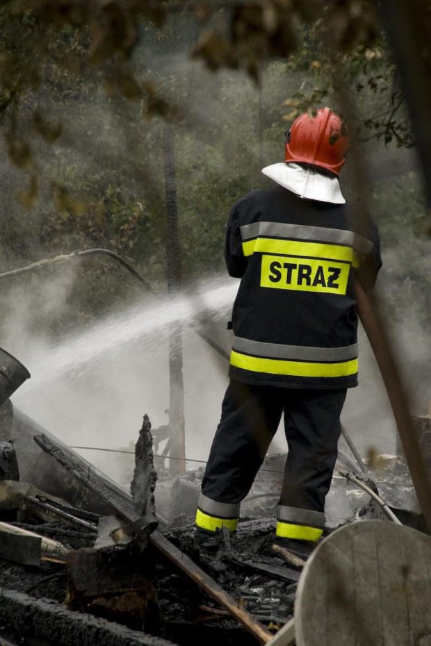 Jest takie miejsce w Poznaniu , a raczej było gdzie płoną baraki. Właśnie spłonął chyba ostatni...