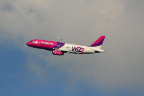 HA-LPM
Airbus 320-200
Wizz Air #samoloty #lotnictwo #lotnisko #latanie