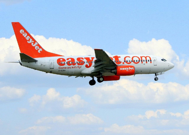 G-EZKF
Boeing 737-700
EasyJet #samoloty #lotnisko