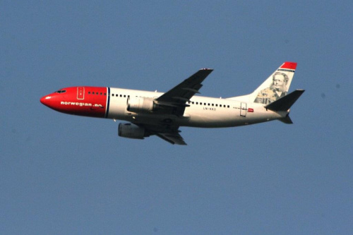 LN-KKO
Boeing 737-300
Norwegian Air Shuttle #samoloty #niebo #lotnictwo