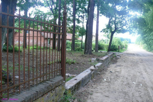 Imionek - ogrodzenie cmentarza #KaplicaWImionku #Imionek