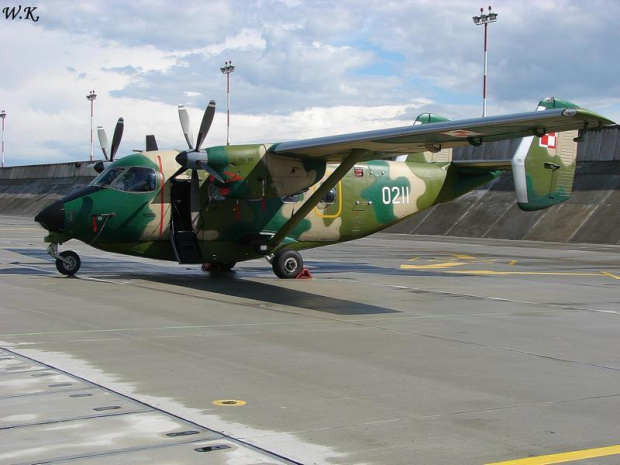 Antonow An-28