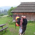 Nasz przewodnik z pierwszej części wyjazdu, czuje wyraźny respekt przed Jankiem, czyżby tu na Ukrainie brakowało 80 - cio /bez mała/ turystów plecakowych?