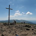 Ze szczytu Howerli ku grani głównej zakończonej Popem Iwanem, odległym o około 16 km w linii prostej.