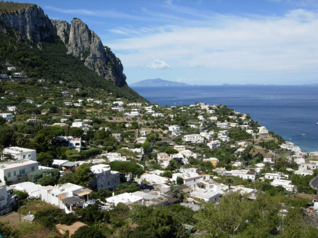 Panorama na tą włoską wyspę Capri