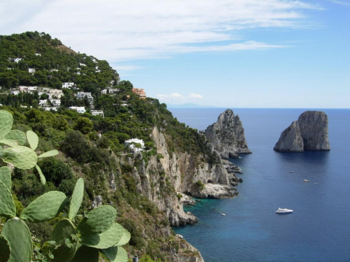 Słynne skały na Capri