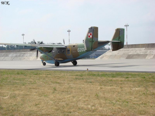 An-28