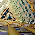 Wnętrze 7* hotelu Burj Al Arab