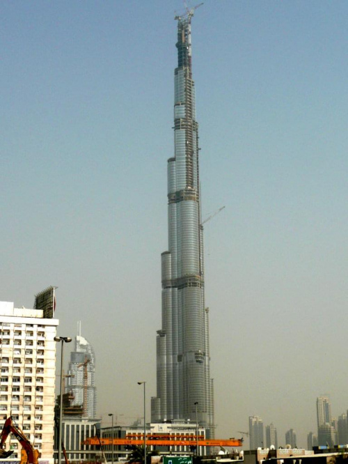 Burj Dubaj. Najwyższy budynek świata - ciągle w budowie