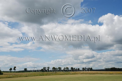 Zawody Modeli Latających Wynalazków
IX AERO MODEL SHOW 2007
www.ANWOMEDIA.pl Linowiec koło Starogardu Gdańskiego 01.07.2007r.