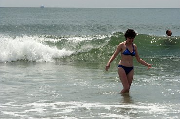 Ach jak przyjemnie kołysać się wśród fal... #ocean #lato #sierpien #fale