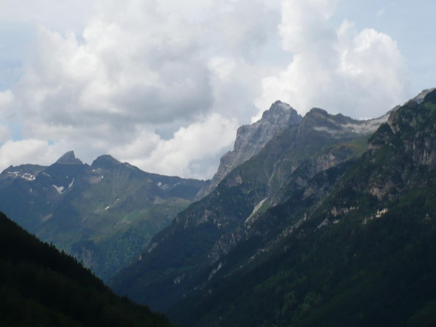 Drapieżne granie Alp... z autostrady