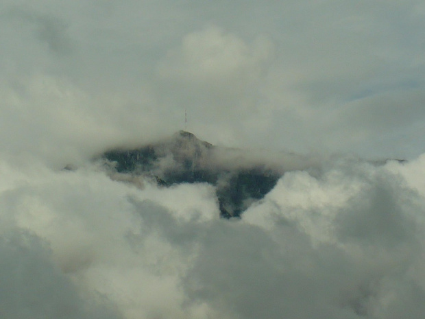 Alpy w chmurach